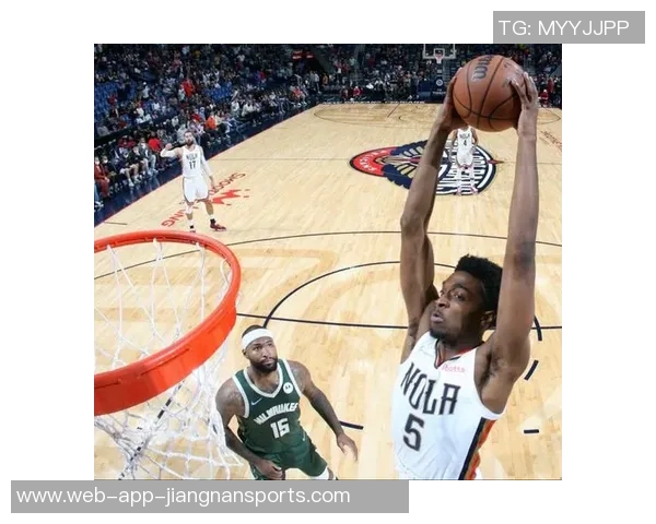 赫伯特琼斯单场8次抢断创队史新纪录自2009年保罗后再现辉煌表现